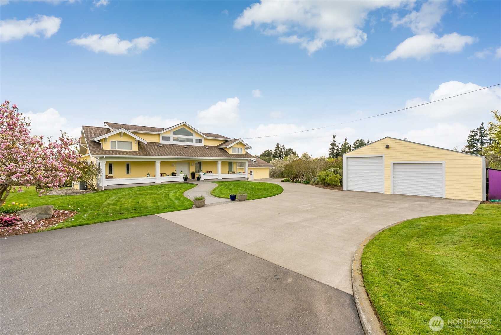 3910 Cliffside Drive Bellingham, WA 98225 - Photo 2 of 40