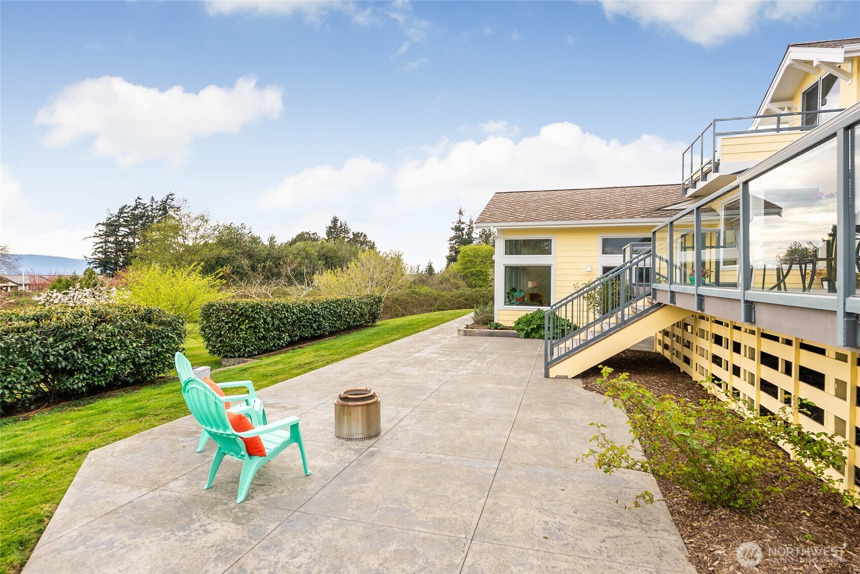 3910 Cliffside Drive Bellingham, WA 98225 - Photo 34 of 40