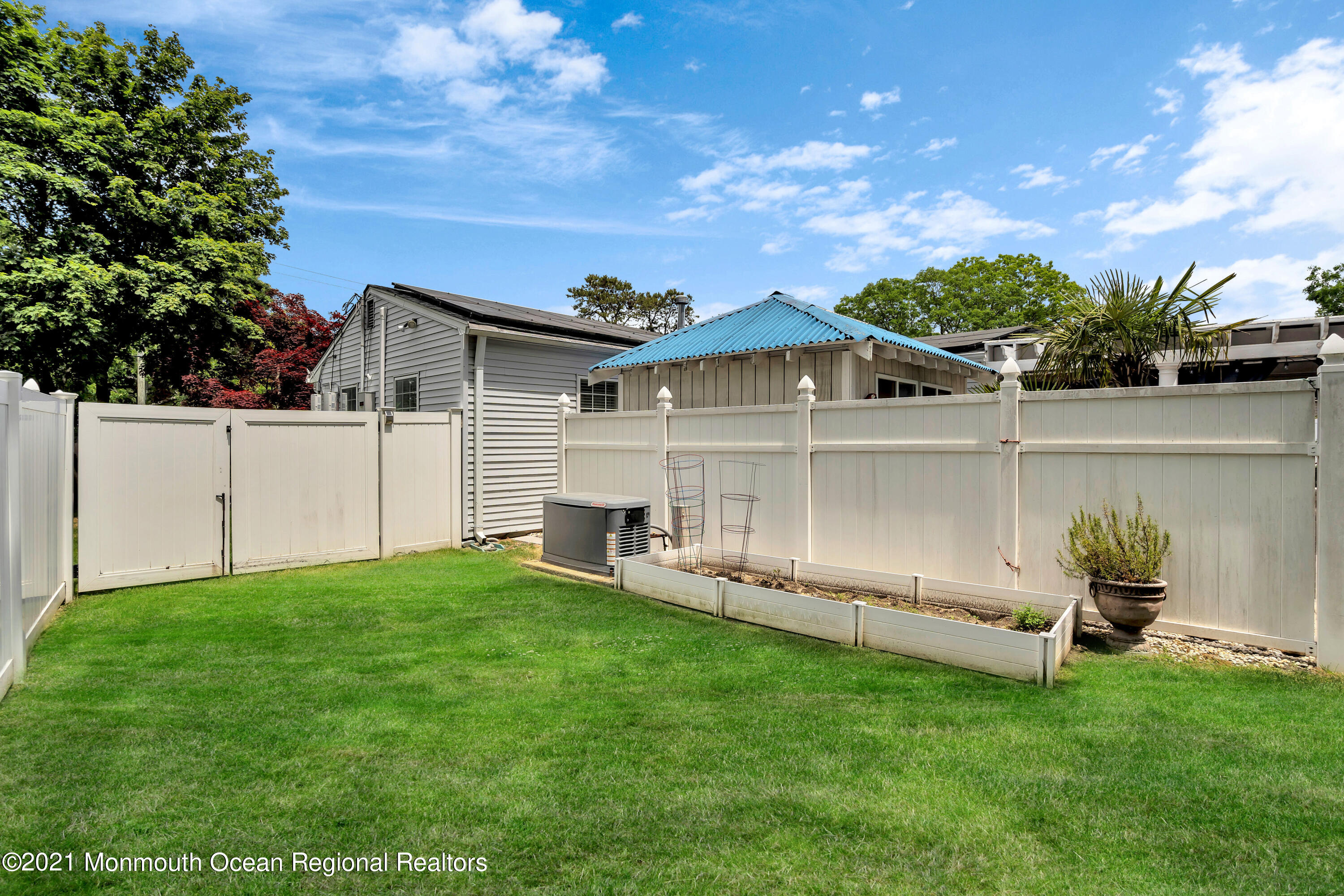 36 Clark Drive Howell, NJ 07731 - Photo 32 of 62 048_dsc06776_1