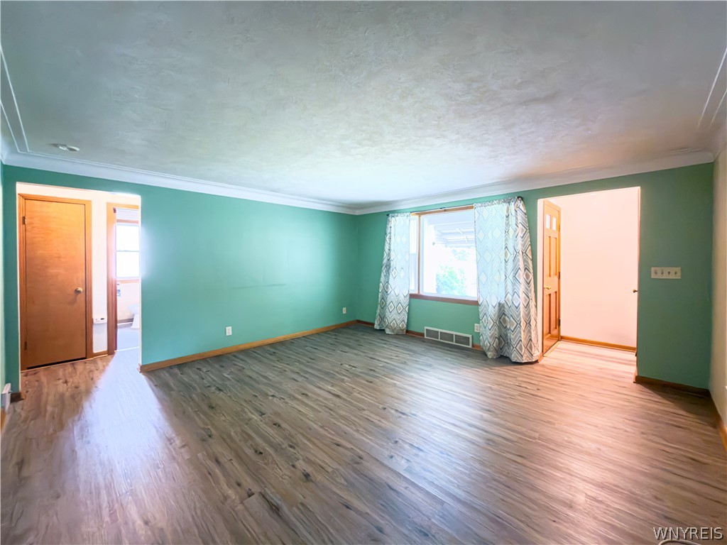 406 Callodine Avenue Amherst, NY 14226 - Photo 7 of 31