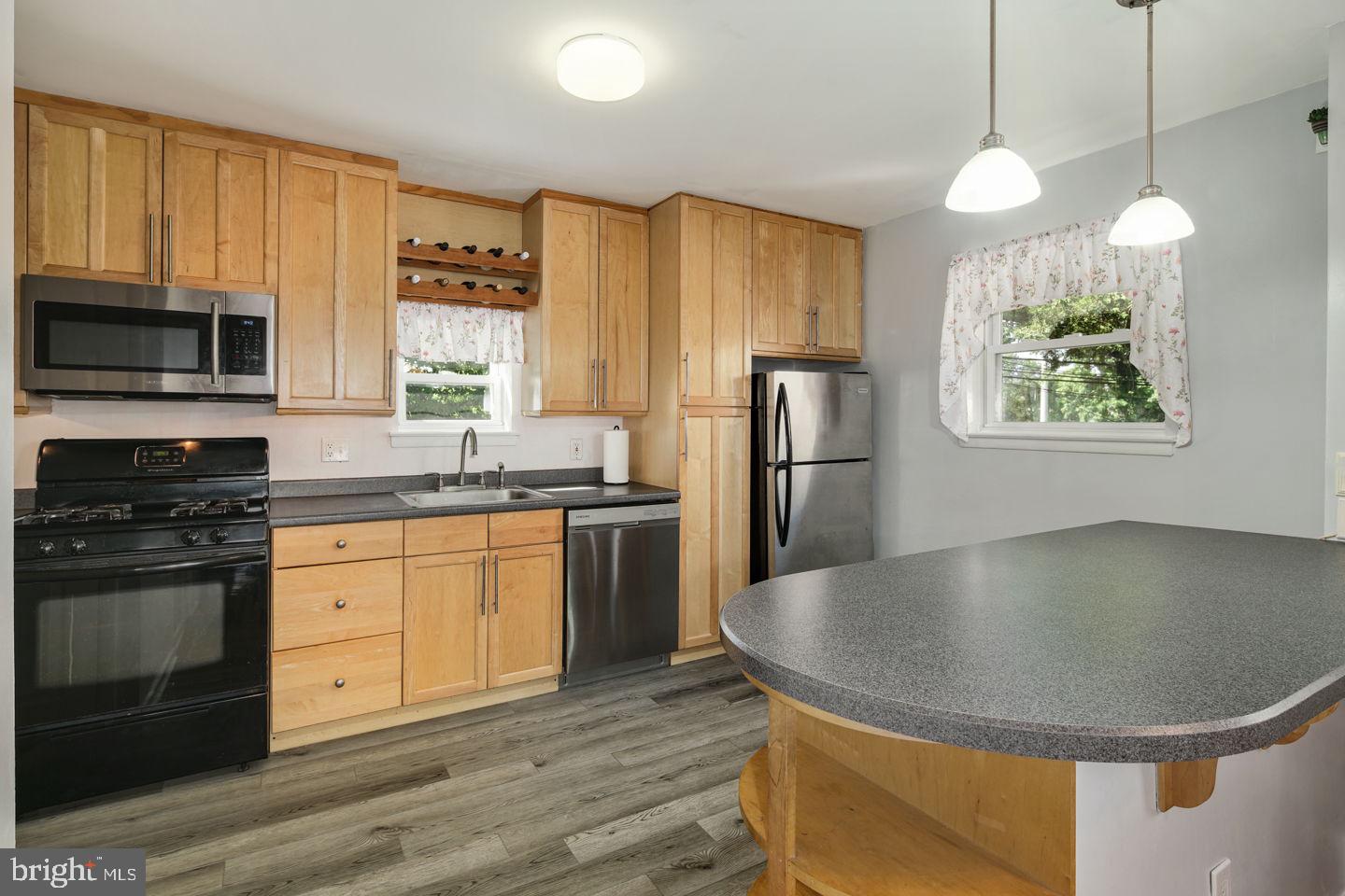1240 Ripley Street Philadelphia, PA 19111 - Photo 13 of 30 Gallery Image 13