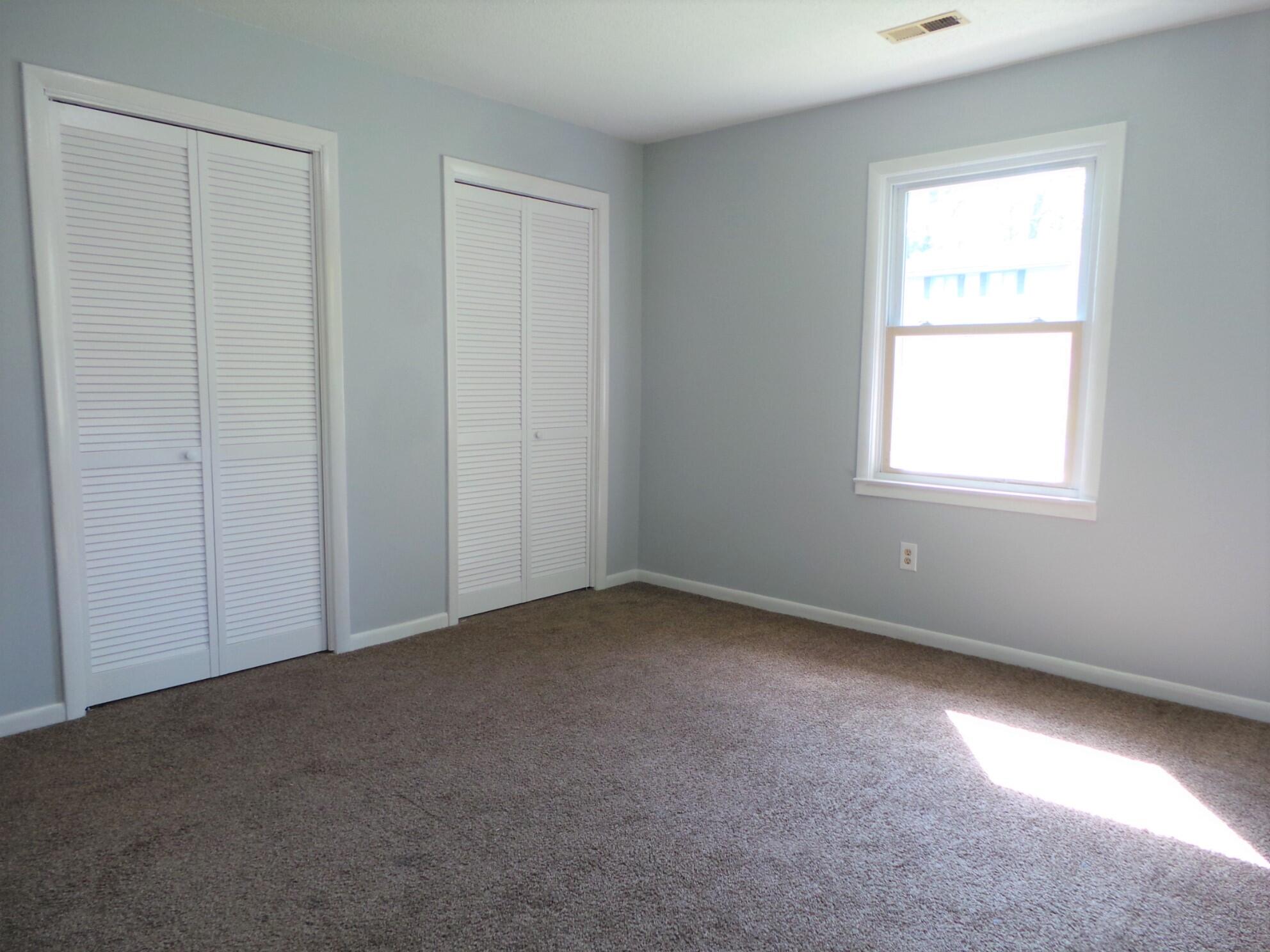 1029 Amersham Road Kingsport, TN 37660 - Photo 23 of 73 LOOKING FOR A 4 BEDROOM HOME?