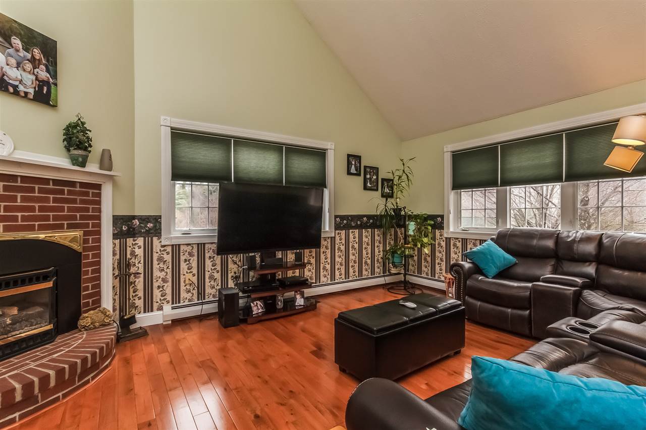 34 New Orchard Road Epsom, NH 03234 - Photo 4 of 40