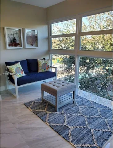 $439,000 | 1501 South Ocean Boulevard, Unit 323, Lauderdale-by-the-Sea, FL 33062