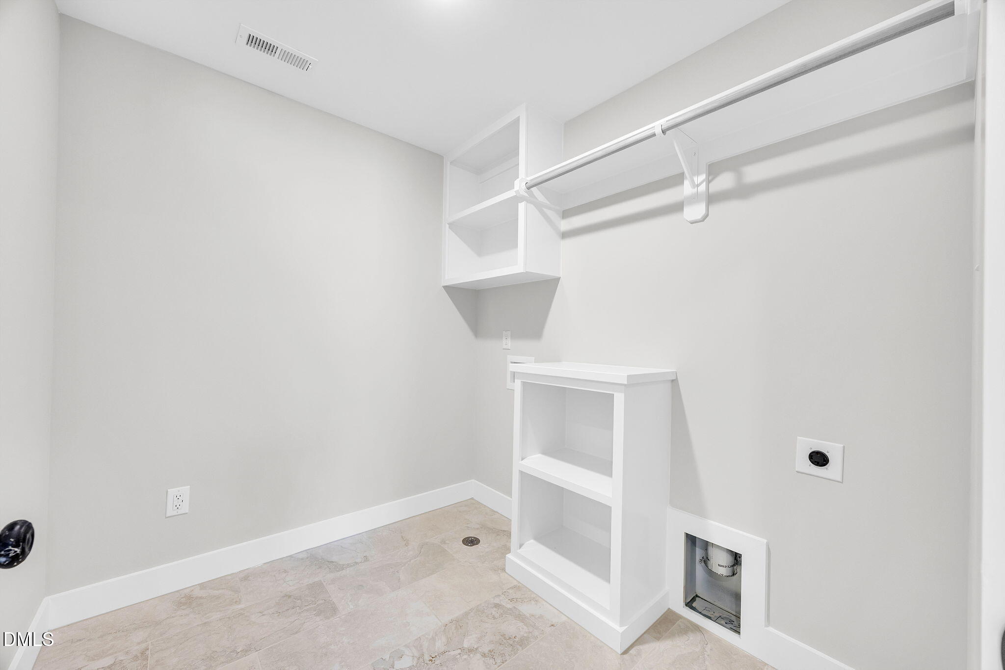 330 Freedom Ridge Drive Smithfield, NC 27577 - Photo 17 of 24 20-web-or-mls-9L1A4317