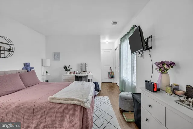 $265,000 | 4 Avon Drive, Unit F, East Windsor, NJ 08520