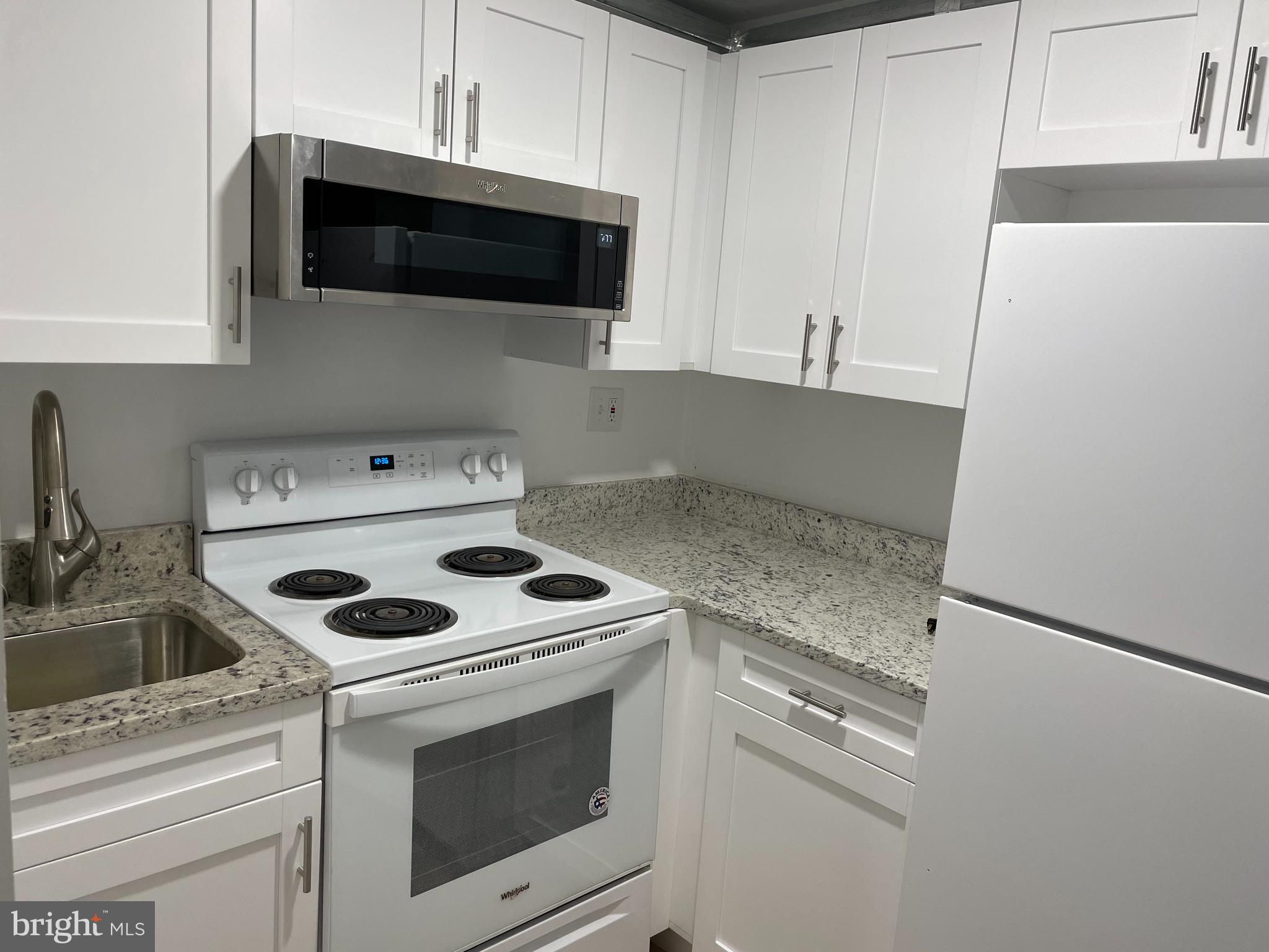 6522 Alexis Lane Springfield, VA 22152 - Photo 8 of 9