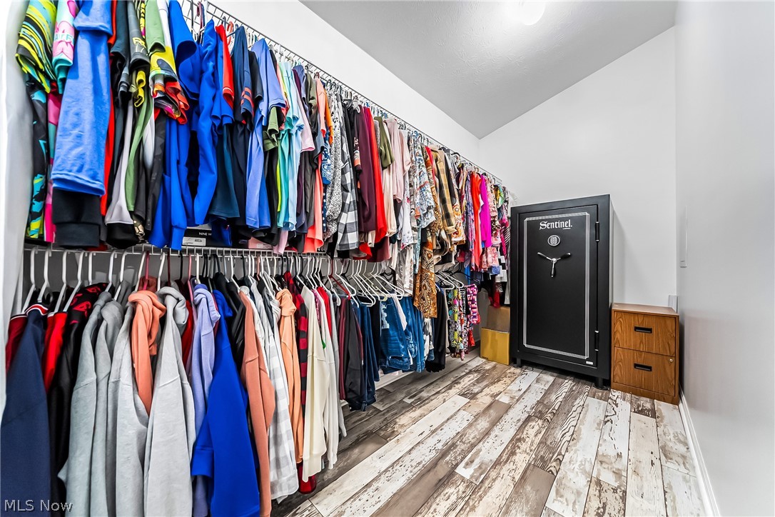 4029 Dunton Road Lorain, OH 44055 - Photo 12 of 50 Gallery Image 12