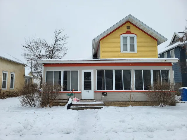 $244,000 | 215 East 5th Street, Winona, MN 55987