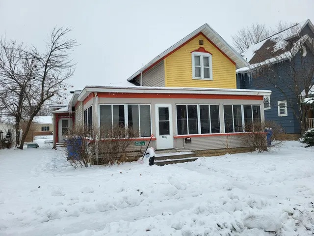 $244,000 | 215 East 5th Street, Winona, MN 55987