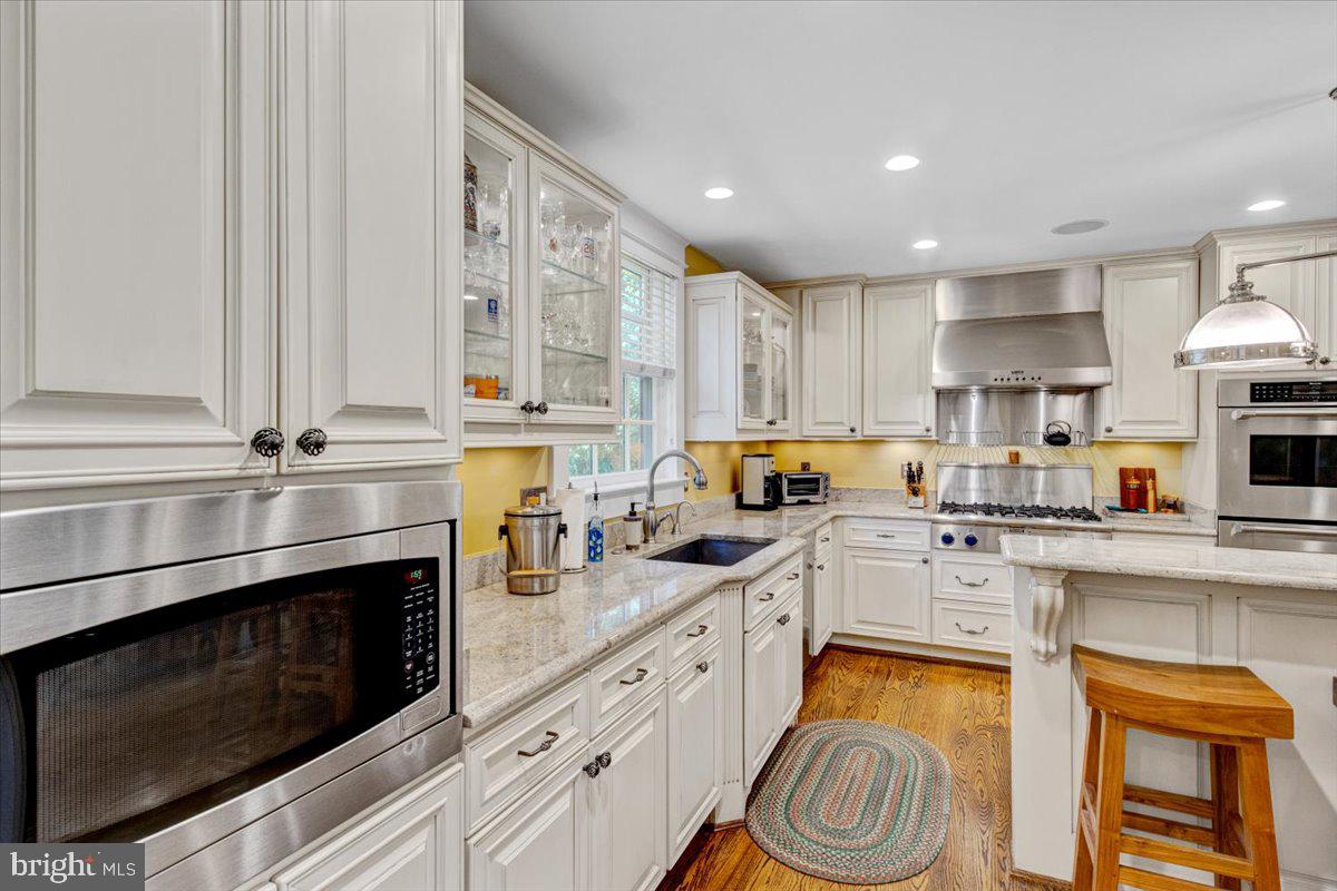 7015 Meadow Lane Chevy Chase, MD 20815 - Photo 13 of 60