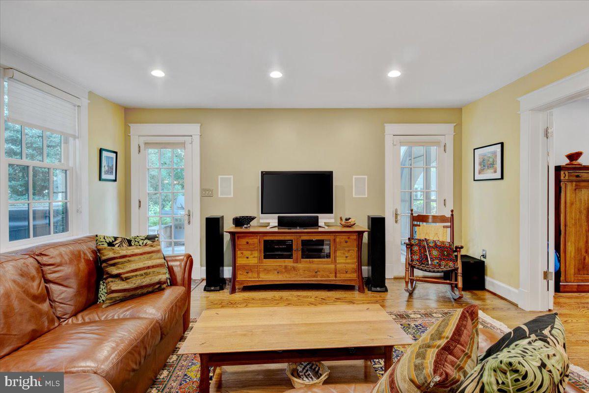 7015 Meadow Lane Chevy Chase, MD 20815 - Photo 21 of 60