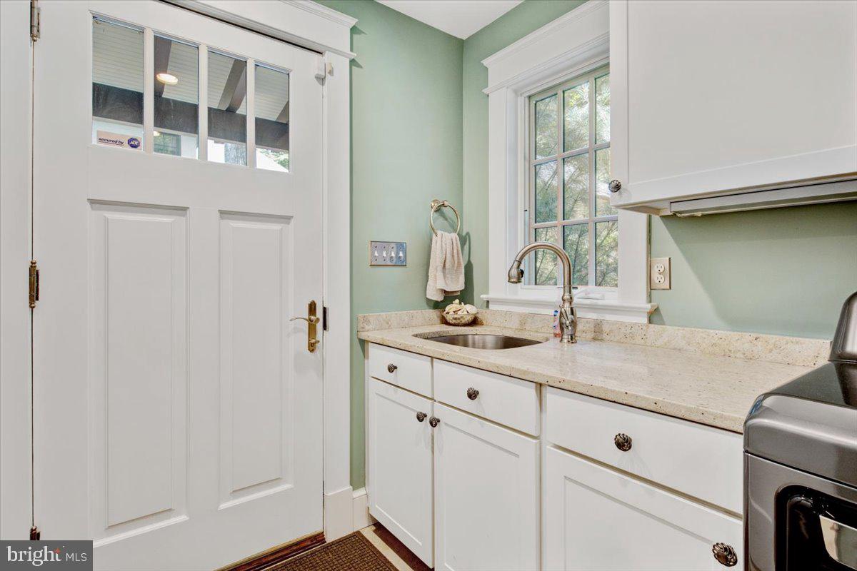 7015 Meadow Lane Chevy Chase, MD 20815 - Photo 23 of 60