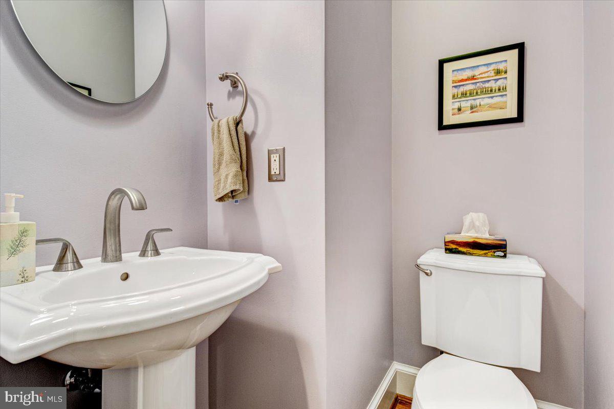 7015 Meadow Lane Chevy Chase, MD 20815 - Photo 25 of 60