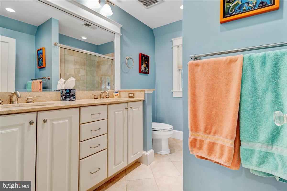 7015 Meadow Lane Chevy Chase, MD 20815 - Photo 30 of 60