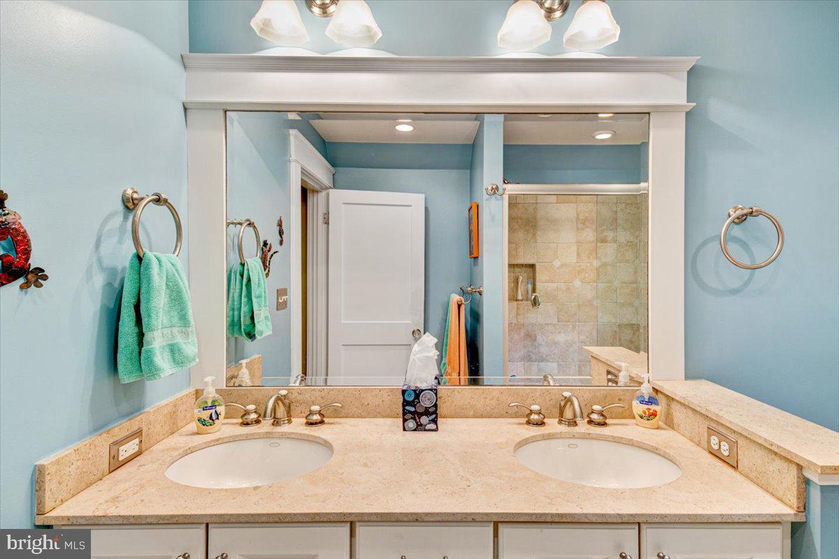 7015 Meadow Lane Chevy Chase, MD 20815 - Photo 31 of 60