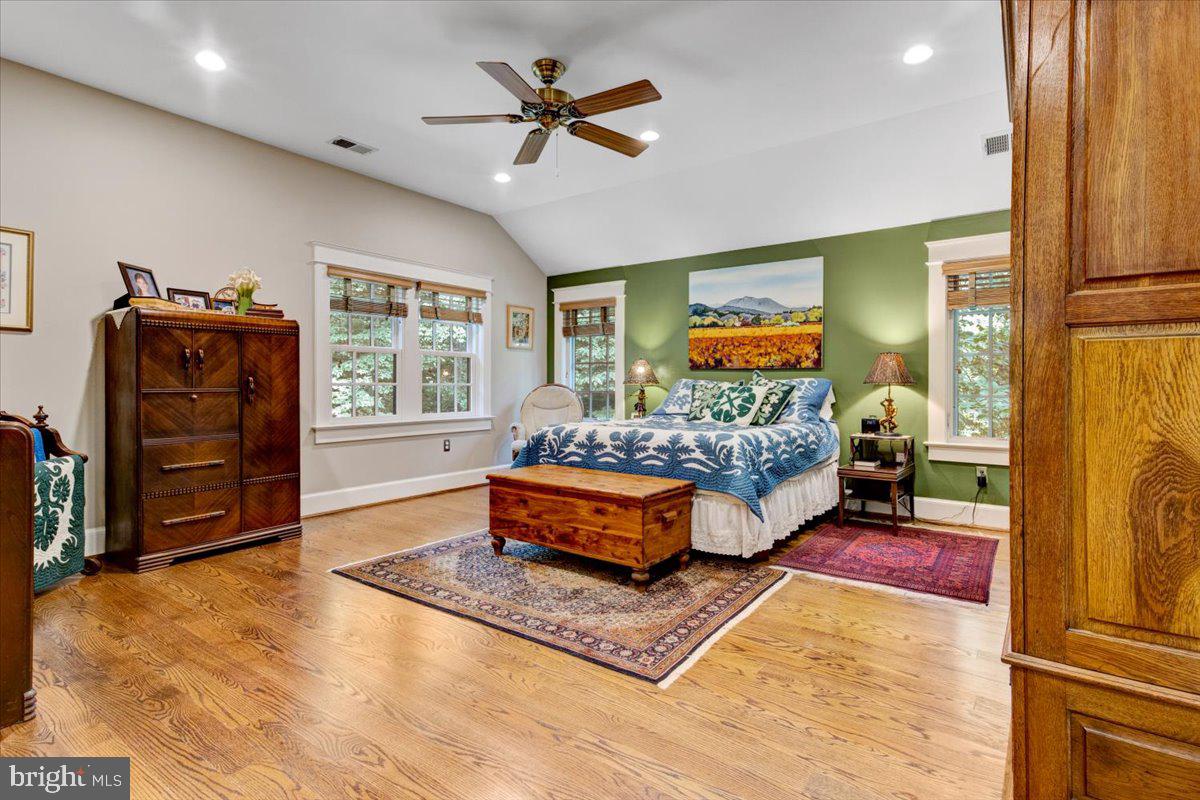 7015 Meadow Lane Chevy Chase, MD 20815 - Photo 39 of 60