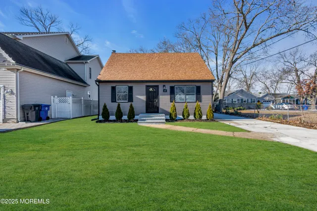 $550,000 | 24 Unity Drive, Brick, NJ 08723