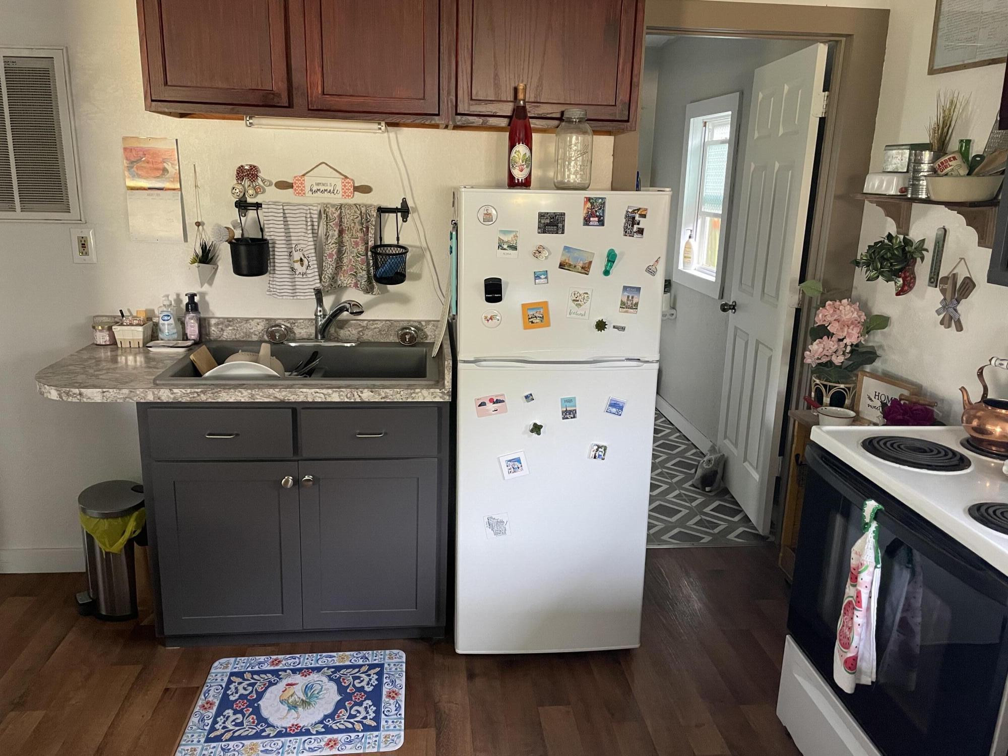 3217 Prairie Street Two Rivers, WI 54241 - Photo 5 of 14 IMG_5873