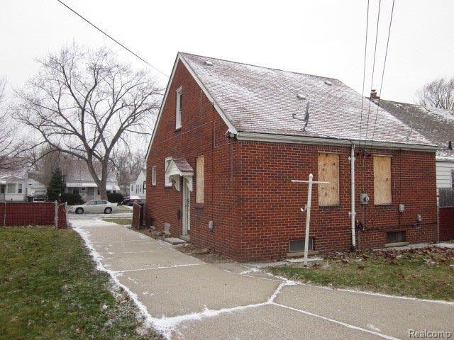 261-792860 rearview