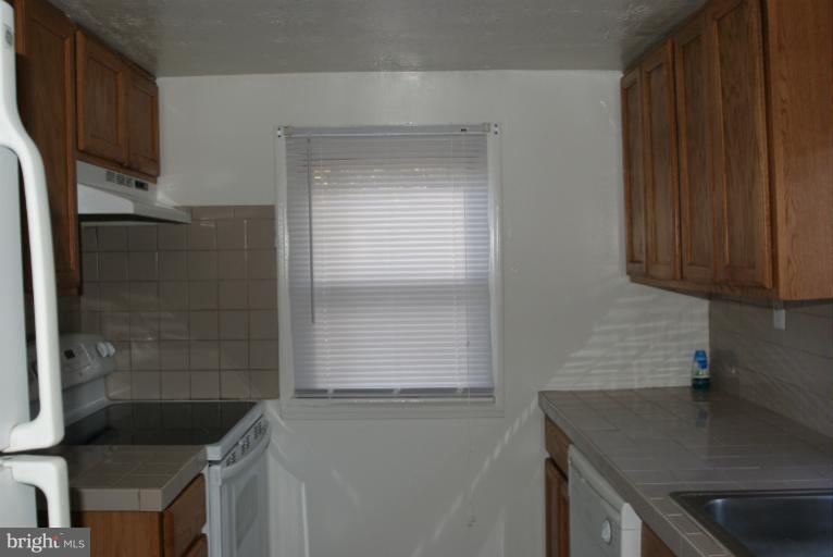 315 Arthur King Road Prince Frederick, MD 20678 - Photo 6 of 20 Kitchen