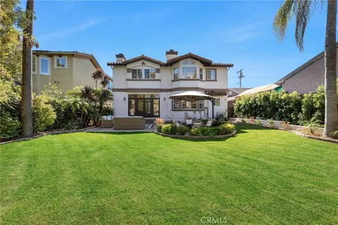 $3,999,000 | 1623 Eighth Street, Manhattan Beach, CA 90266