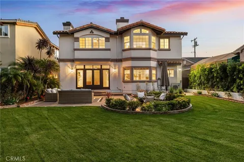 $3,999,000 | 1623 Eighth Street, Manhattan Beach, CA 90266
