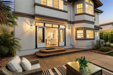 $3,999,000 | 1623 Eighth Street, Manhattan Beach, CA 90266
