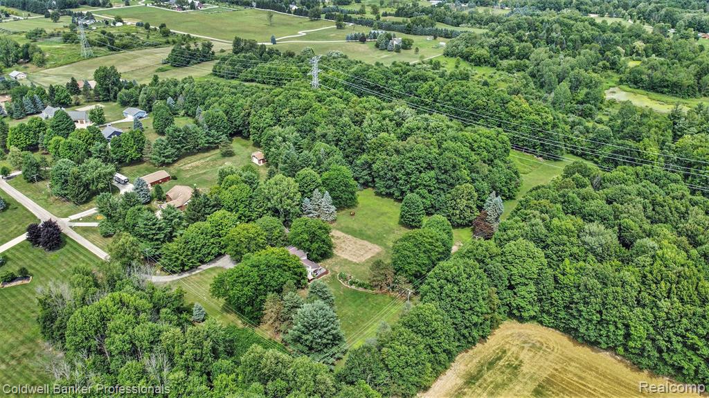 5221 Country Squire Road Dryden, MI 48428 - Photo 37 of 46