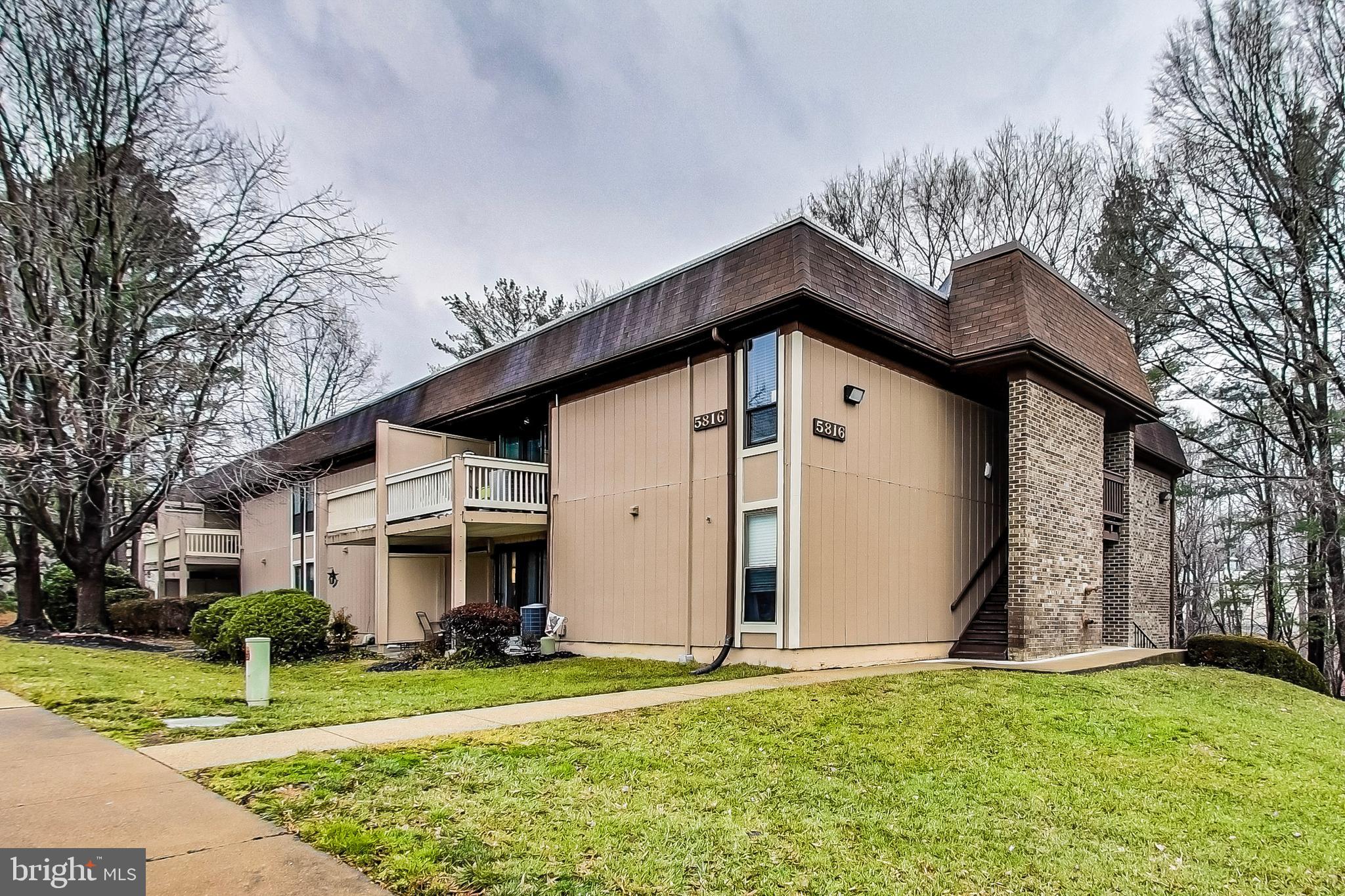 5816 Royal Ridge Drive, Unit H Springfield, VA 22152 - Photo 23 of 26