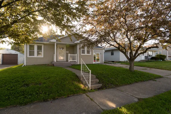 $170,000 | 1561 Argyle Road, LaSalle, IL 61301