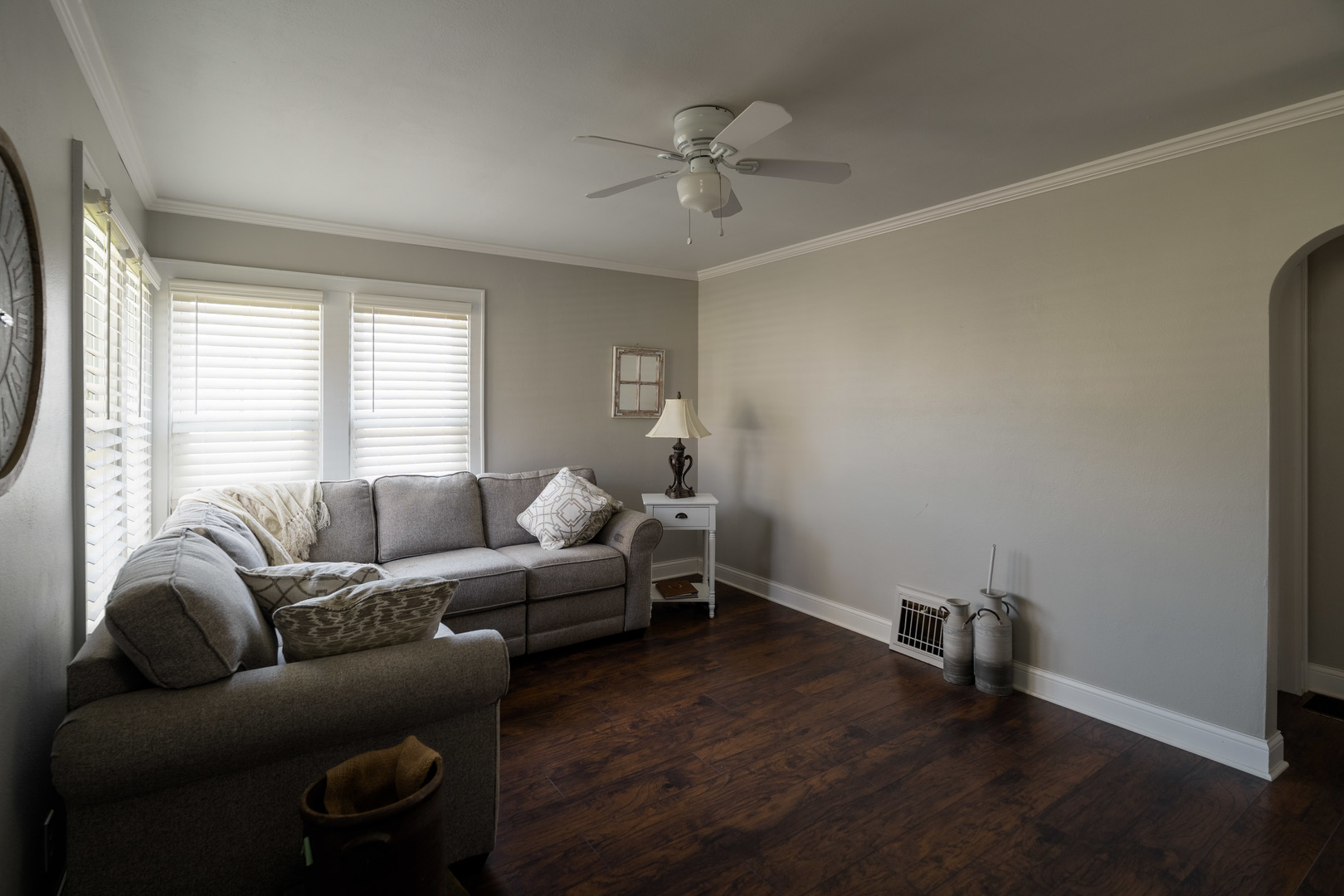 1561 Argyle Road LaSalle, IL 61301 - Photo 2 of 14 a living room with furniture and a window