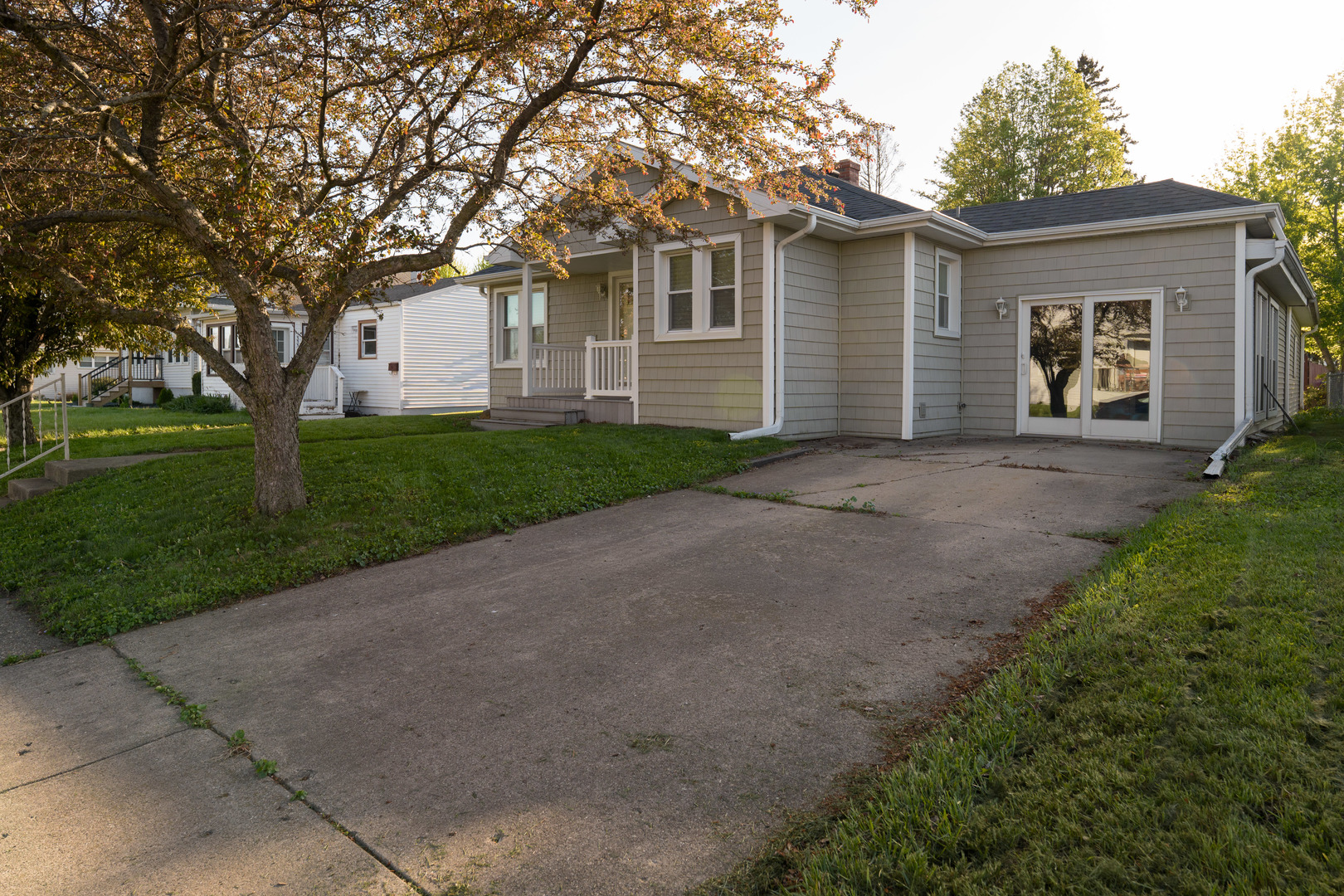 1561 Argyle Road LaSalle, IL 61301 - Photo 2 of 15