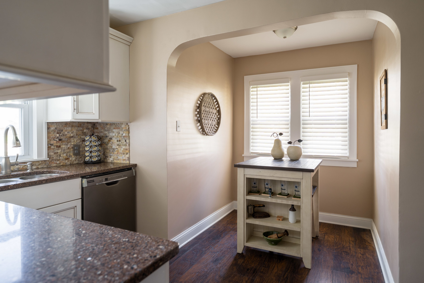 1561 Argyle Road LaSalle, IL 61301 - Photo 6 of 15