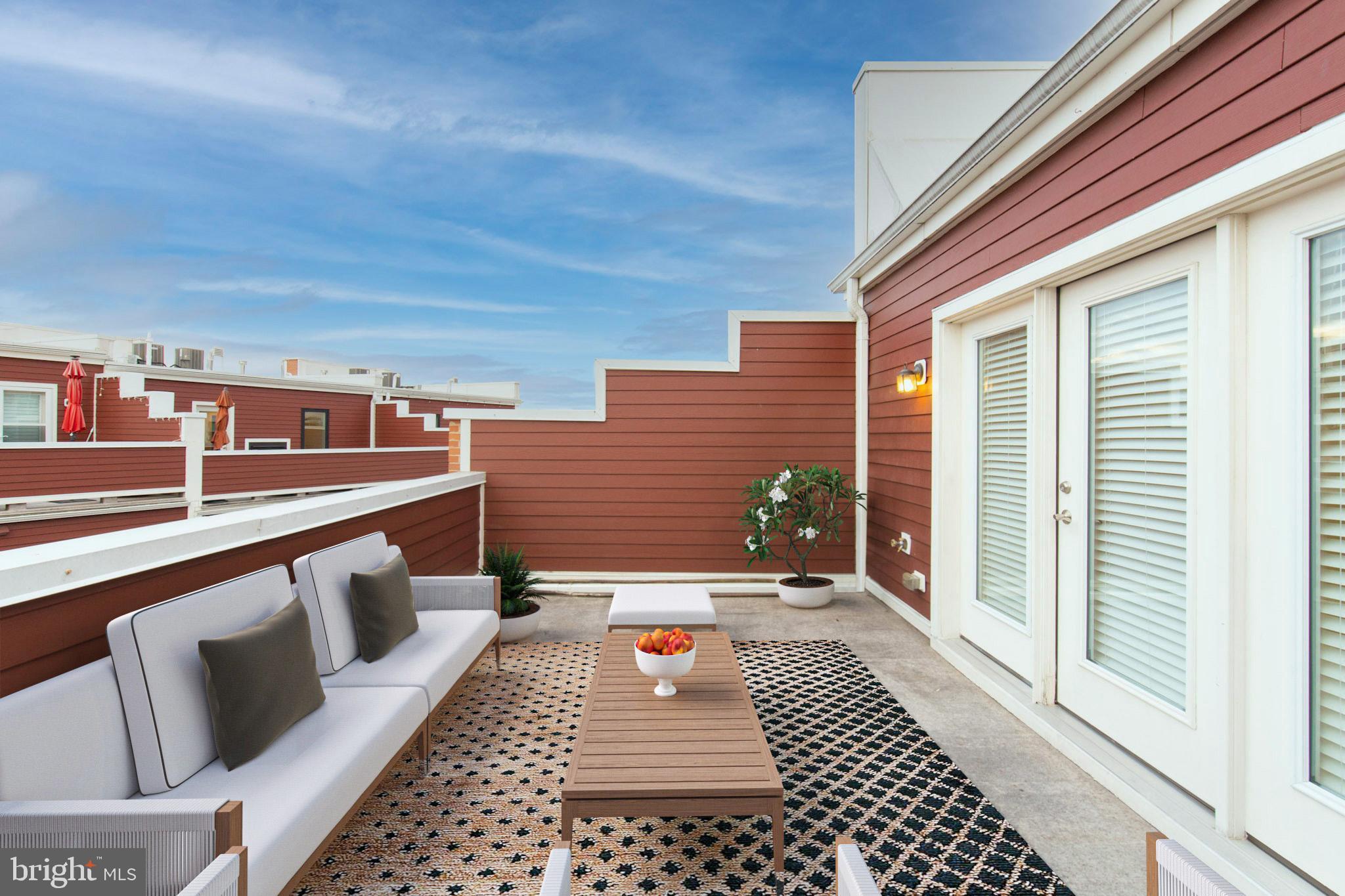 1815 Main Line Boulevard Alexandria, VA 22301 - Photo 14 of 47 Huge roof top terrace- great for entertaining!