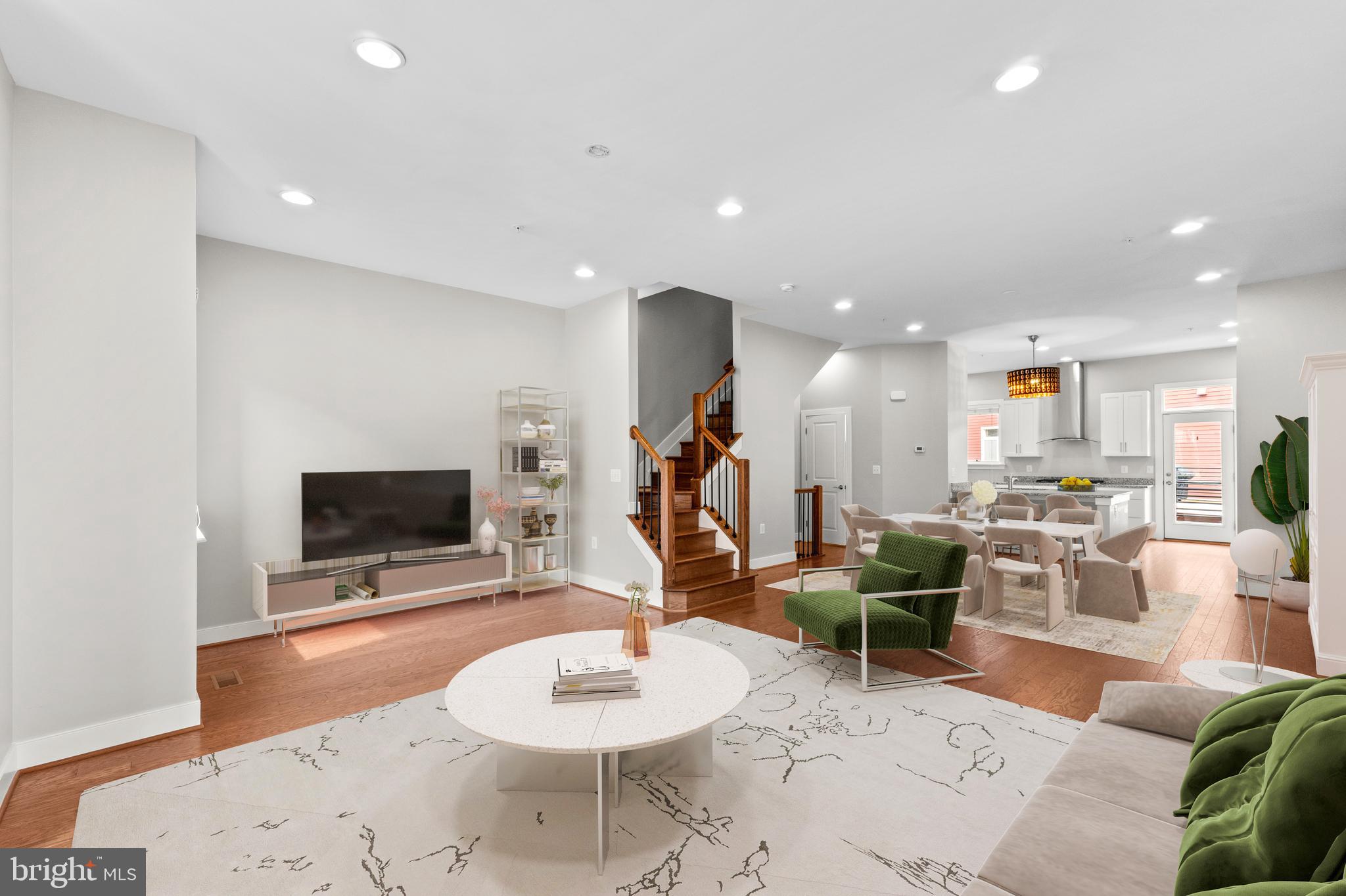 1815 Main Line Boulevard Alexandria, VA 22301 - Photo 2 of 47