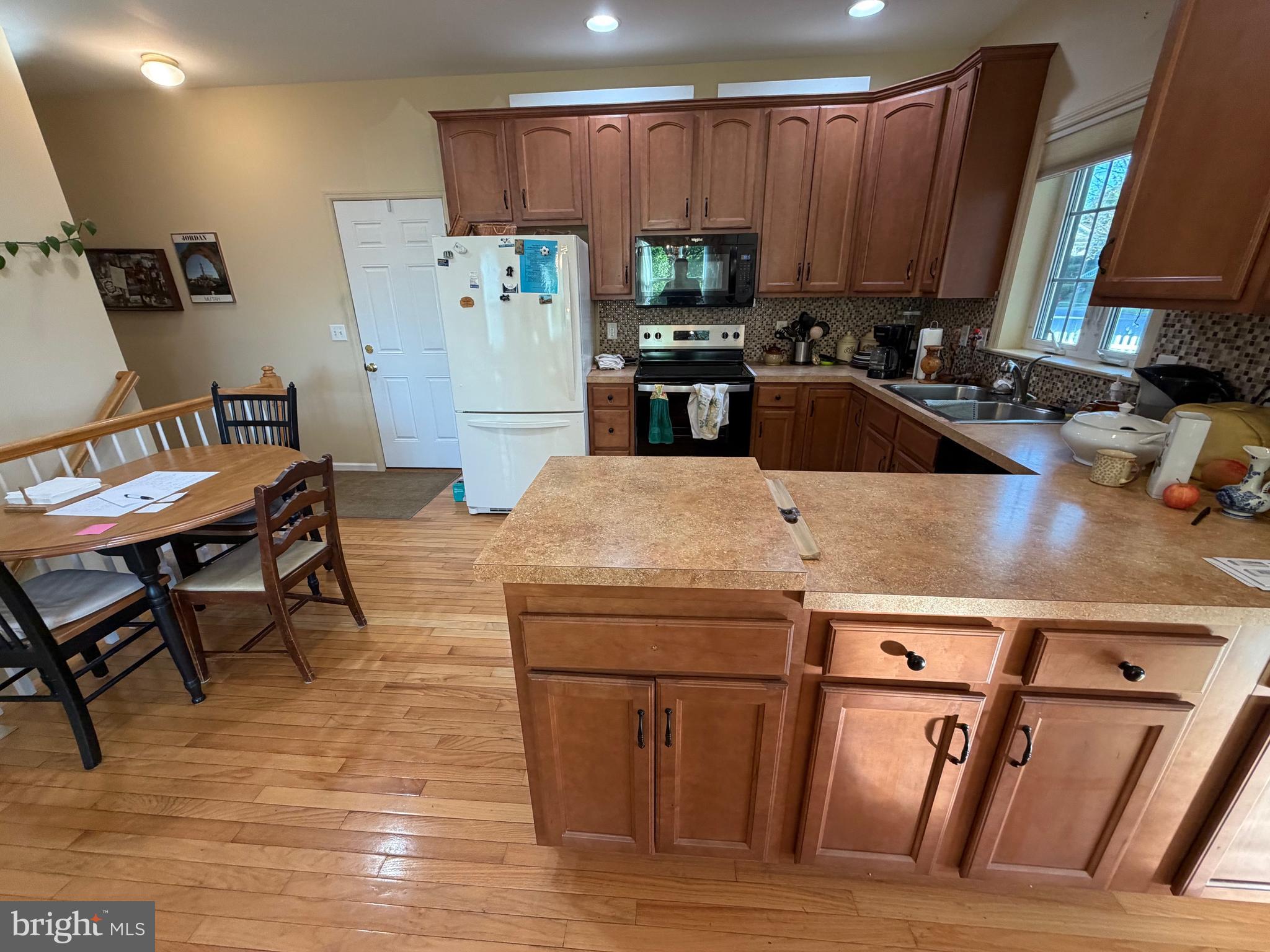 428 Haymarket Lane Lititz, PA 17543 - Photo 7 of 33