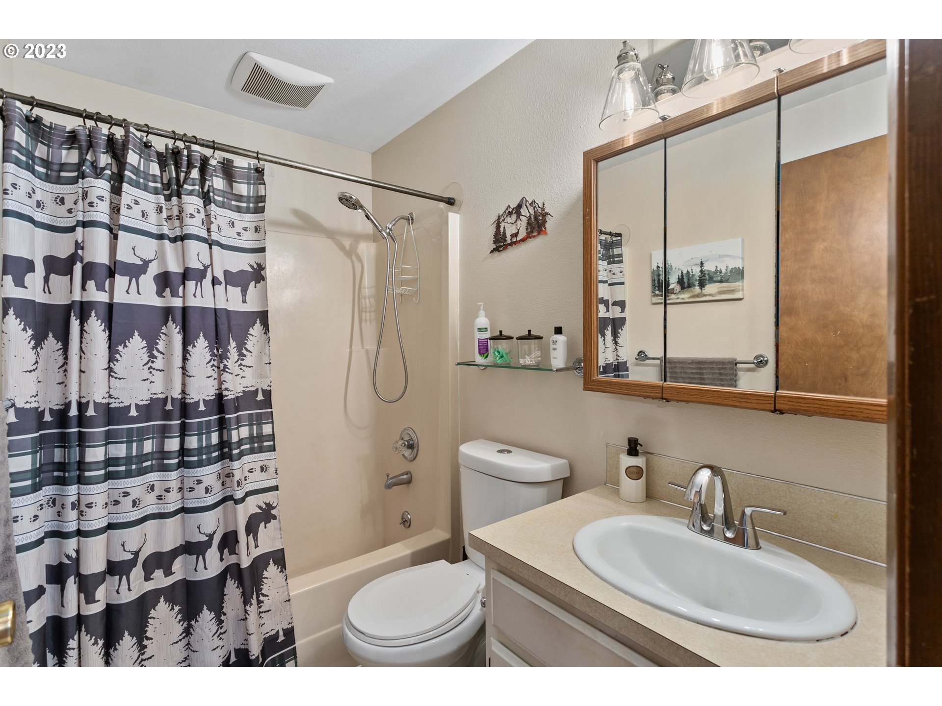 21332 Northeast San Rafael Street Fairview, OR 97024 - Photo 14 of 33 Gallery Image 14