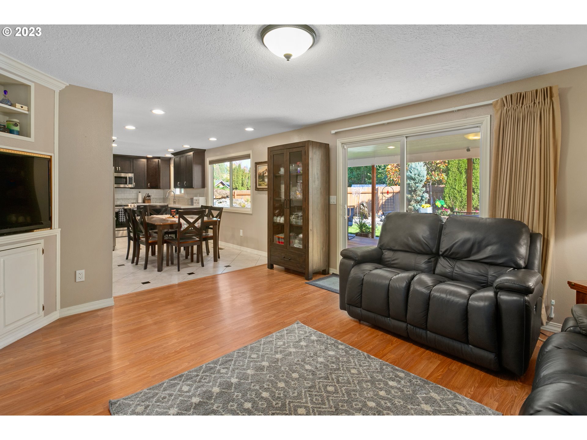 21332 Northeast San Rafael Street Fairview, OR 97024 - Photo 9 of 33 Gallery Image 9