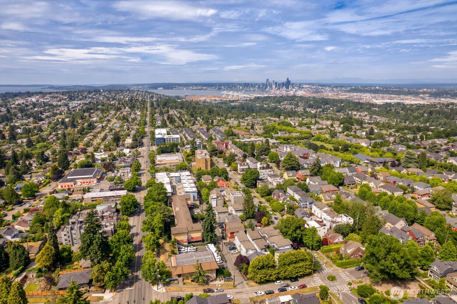 6533 34th Avenue Southwest, Unit B Seattle, WA 98126 - Photo 32 of 34