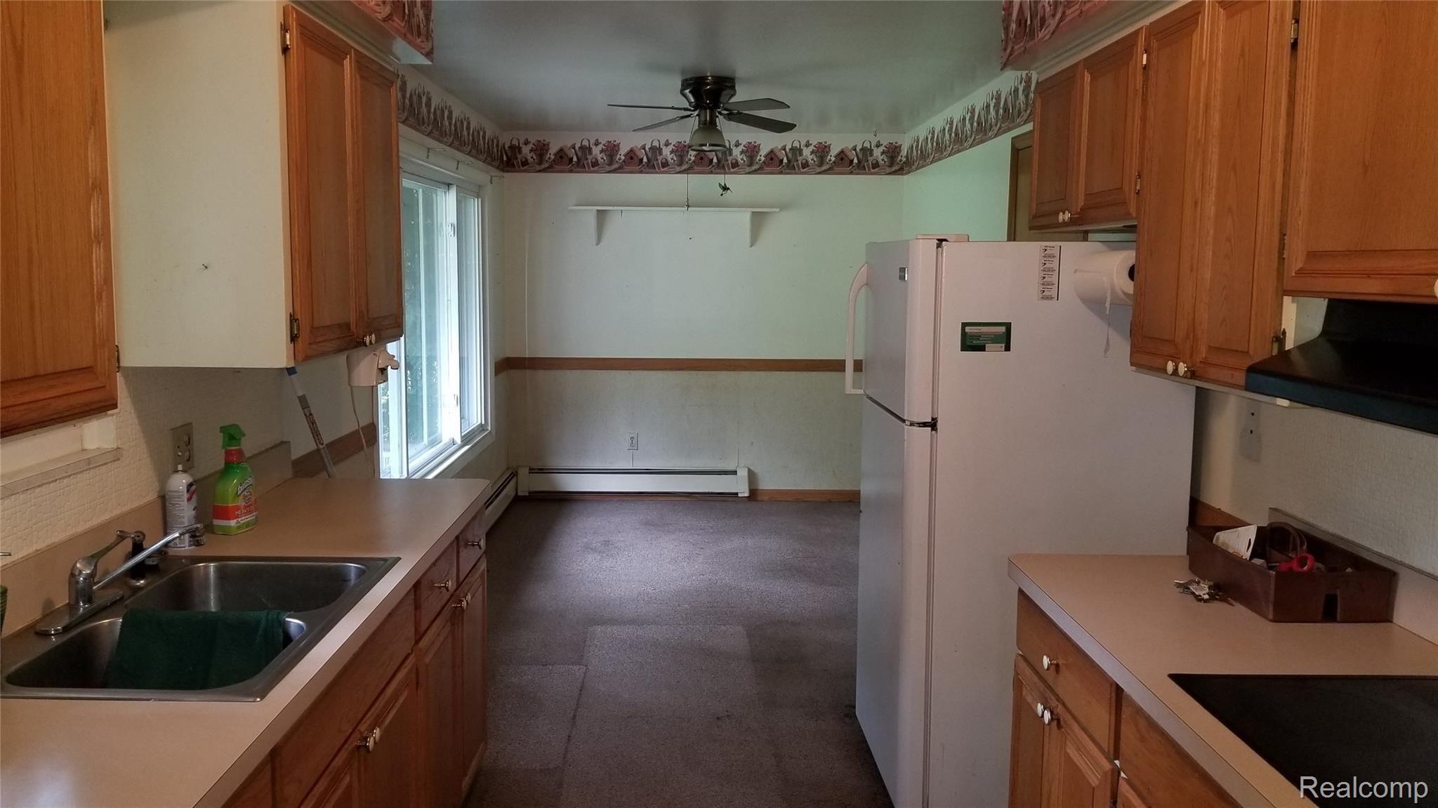 19325 Wahrman Road New Boston, MI 48164 - Photo 42 of 57 Kitchen1.jpg