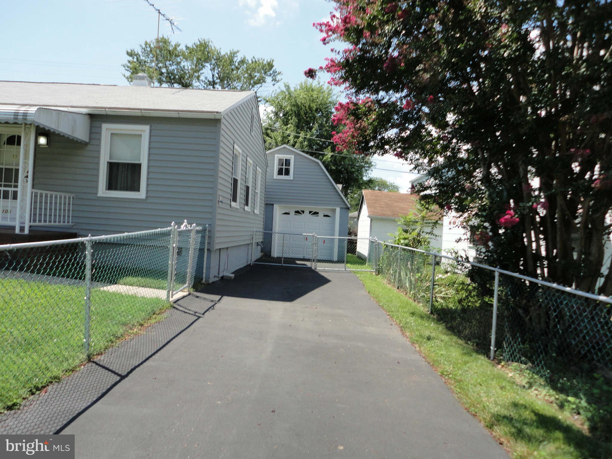 106 Bennett Road Essex, MD 21221 - Photo 11 of 12 Exterior (Front)