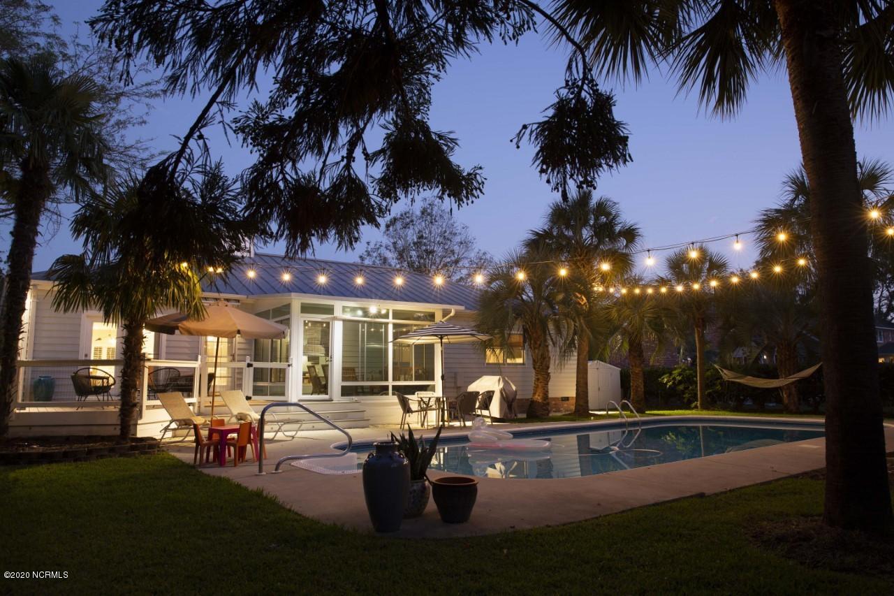 525 Tanbridge Road Wilmington, NC 28405 - Photo 3 of 47 TANBRIDGE NIGHT 1