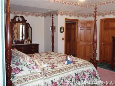 815 Shiloh Road Southeast Corydon, IN 47112 - Photo 12 of 18