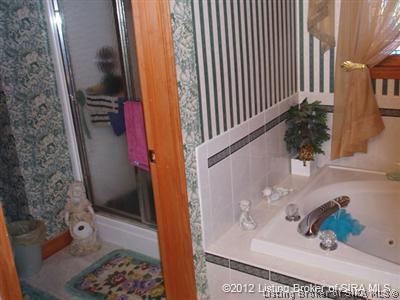 815 Shiloh Road Southeast Corydon, IN 47112 - Photo 14 of 18