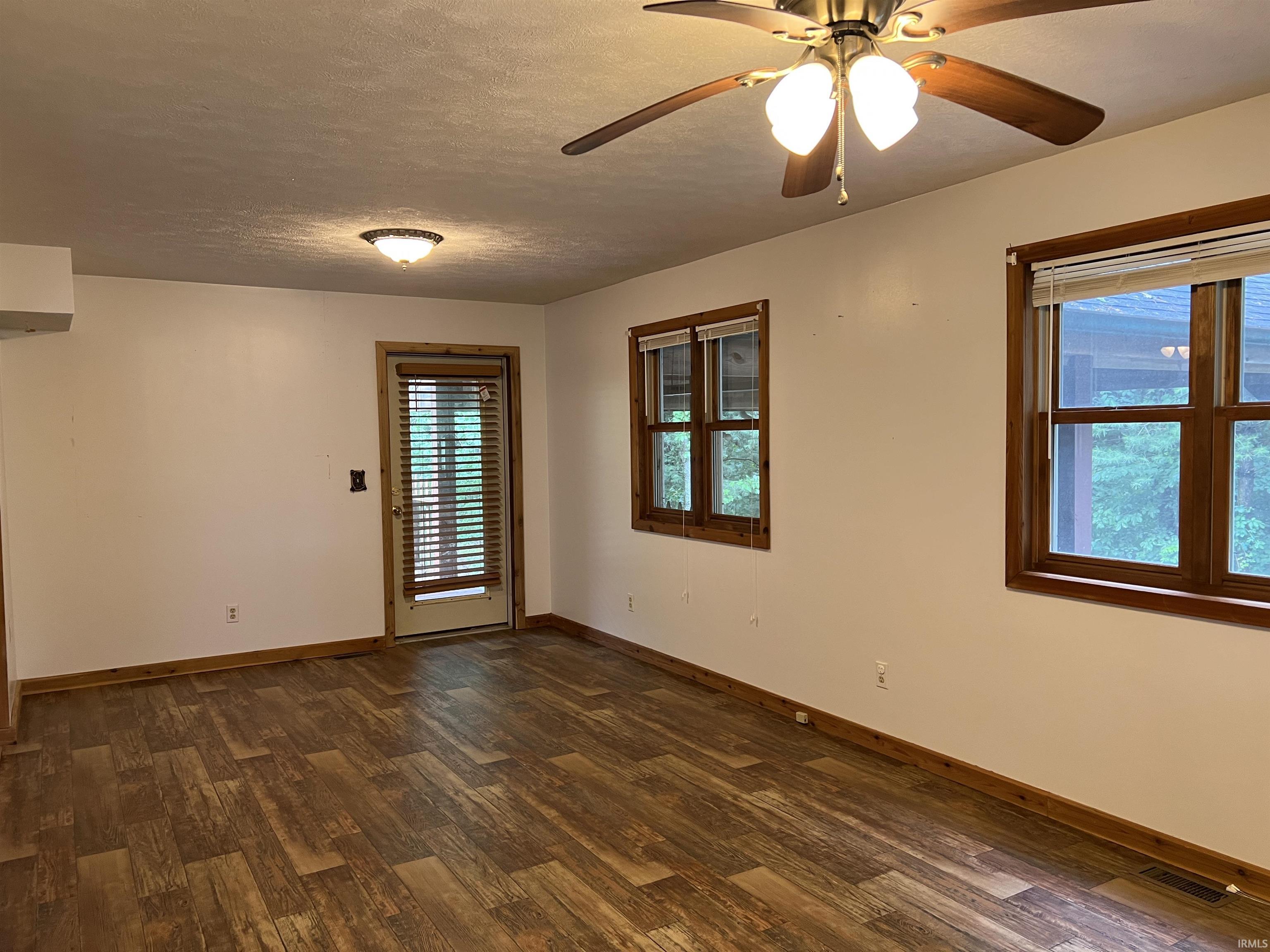 6099 North 200 East Rochester, IN 46975 - Photo 9 of 24 Gallery Image 9