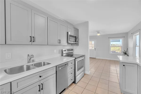 $1,550 | 235 Zinc Street, Henderson, NV 89015