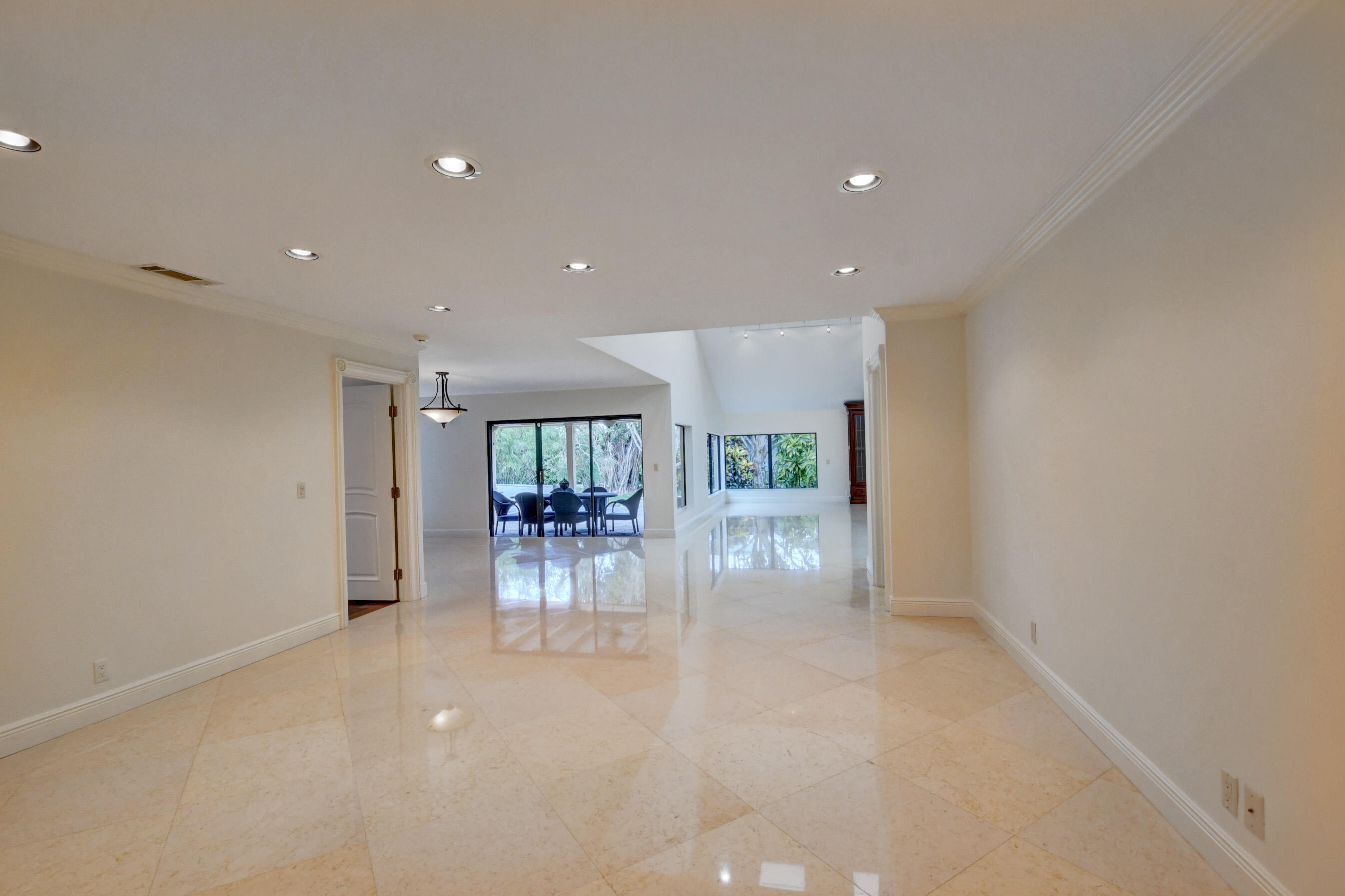 4535 Cocoplum Way Delray Beach, FL 33445 - Photo 25 of 50 Open Dining
