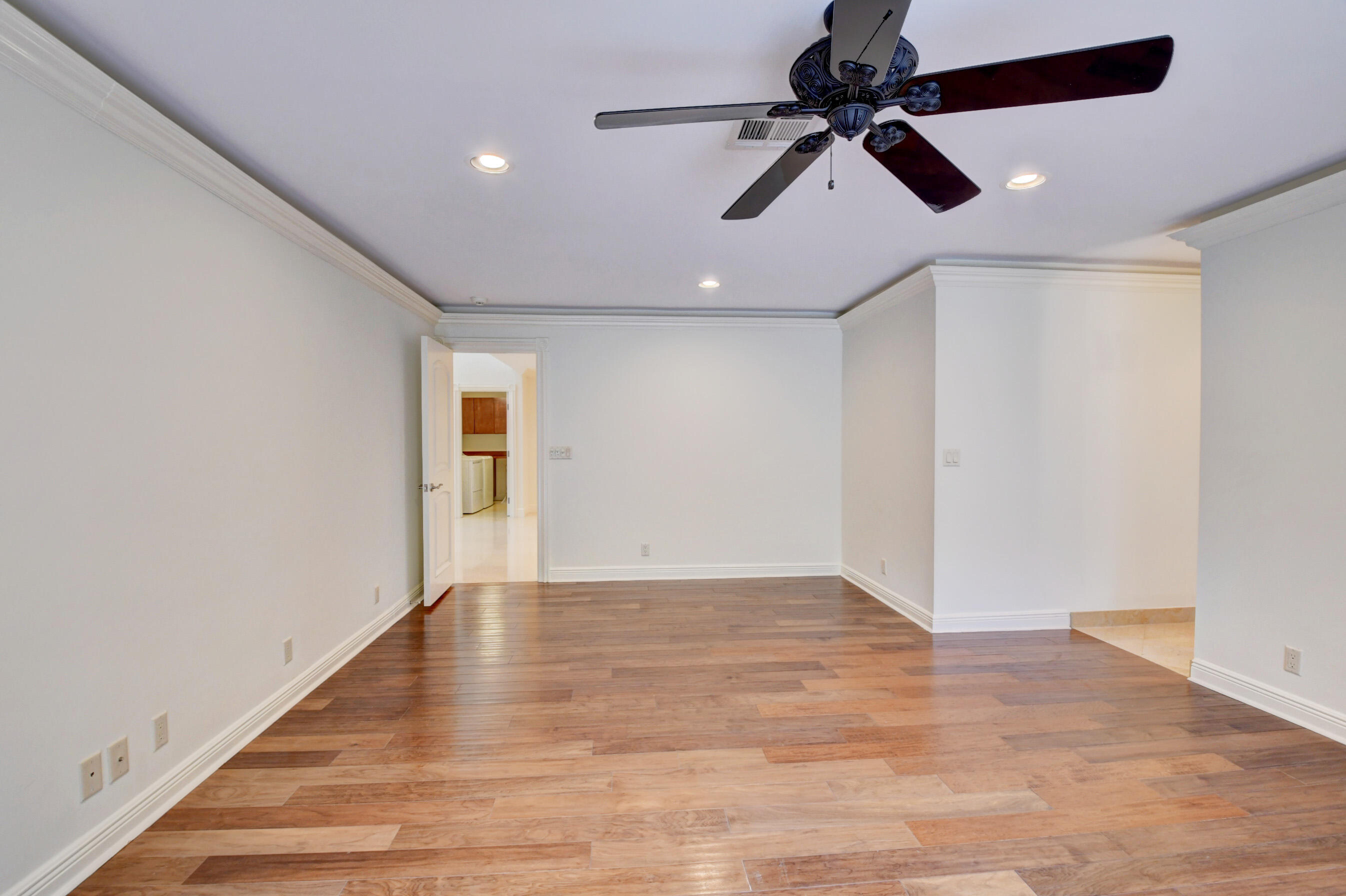 4535 Cocoplum Way Delray Beach, FL 33445 - Photo 29 of 50 Master with ceiling fan
