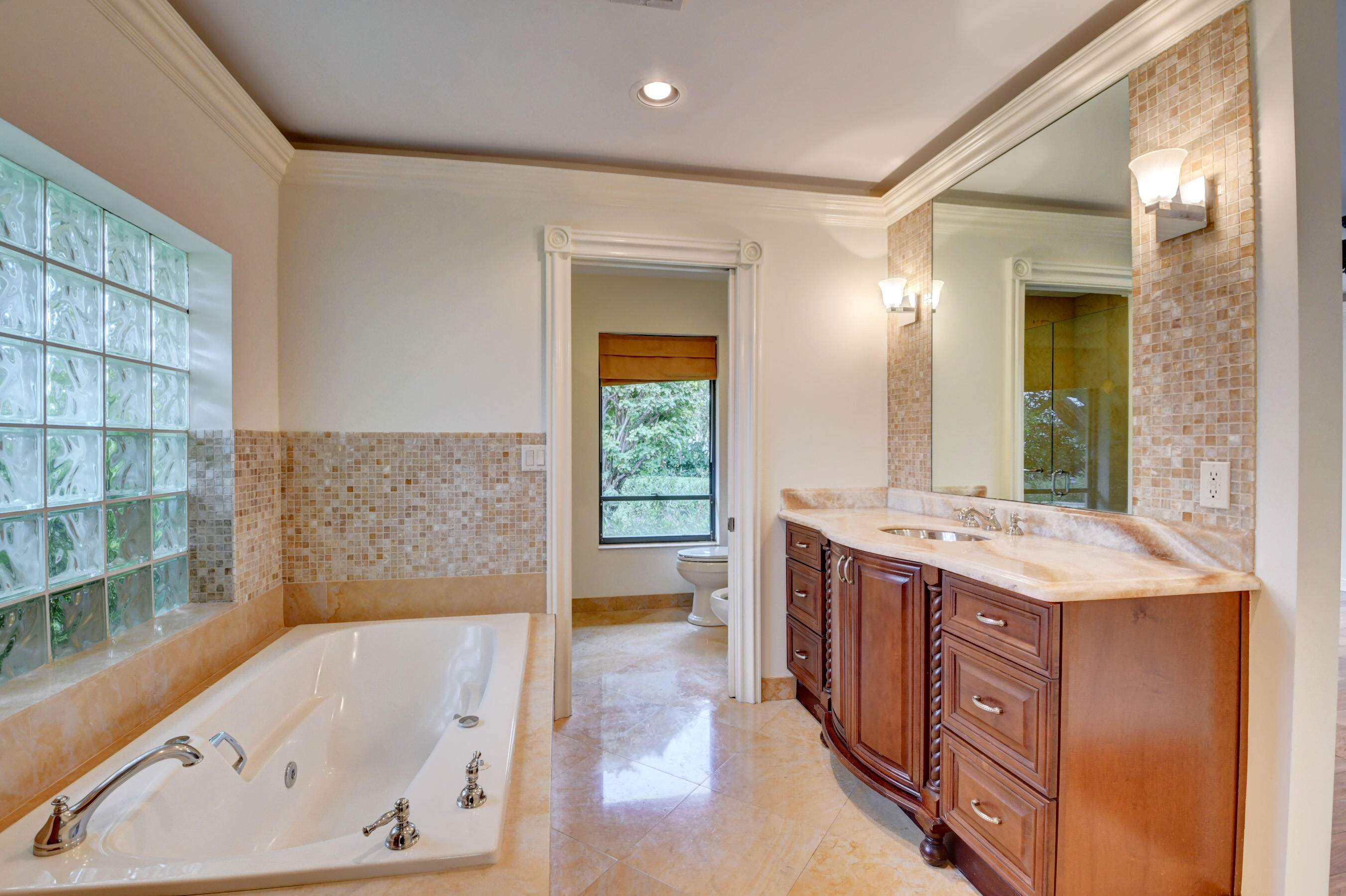 4535 Cocoplum Way Delray Beach, FL 33445 - Photo 31 of 50 Master bath
